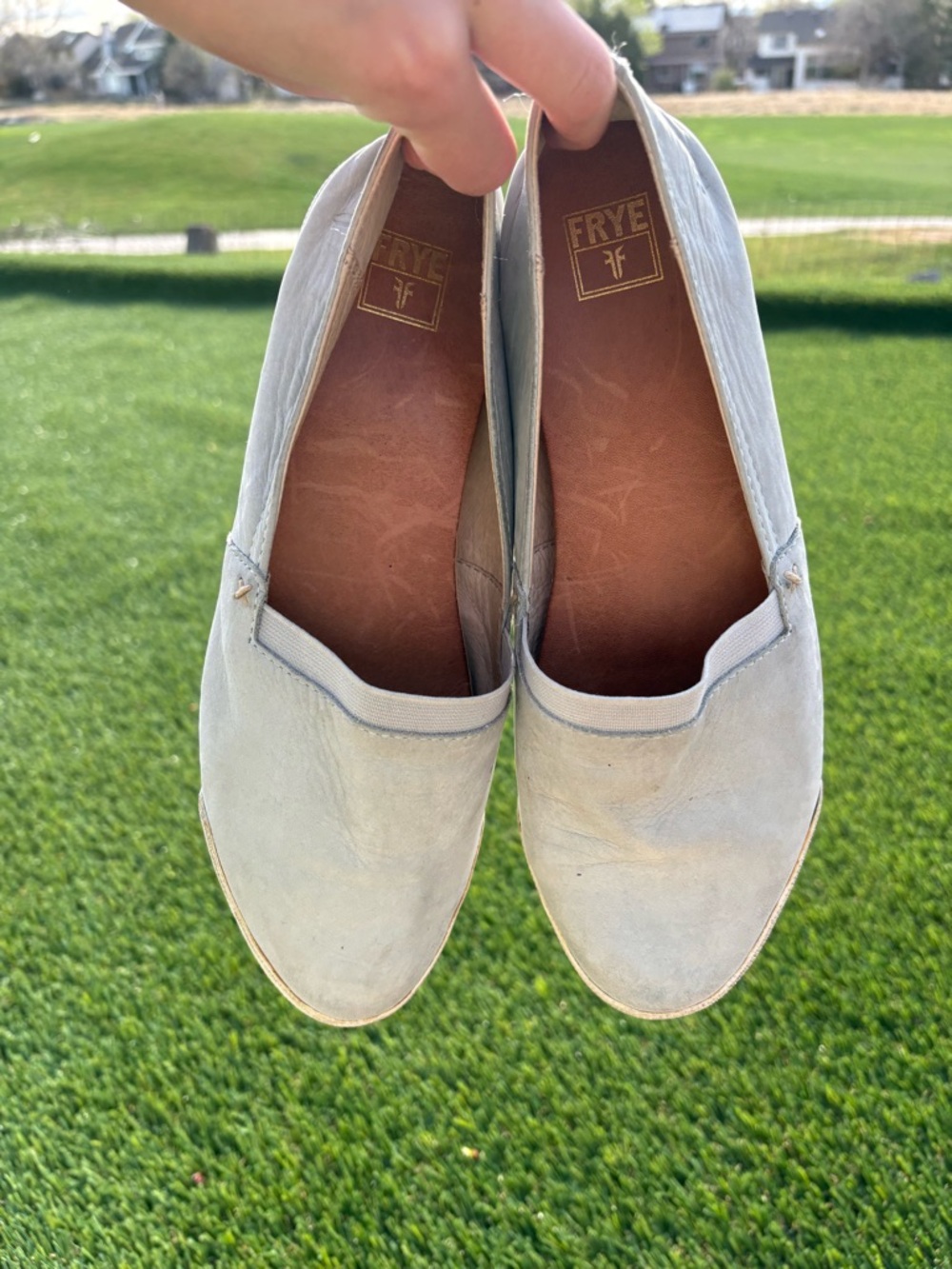Sought-after Frye Melanie slip-on style- Sz 9 - Picture 3 of 7
